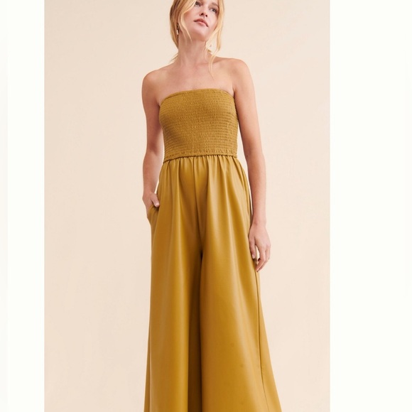 Anthropologie Pilcro Faux Leather Smocked Wide-Leg Jumpsuit Size Large - Picture 2 of 6